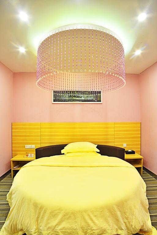 Super 8 Hotel Guangzhou Tainhe Li Jiao 客房 照片