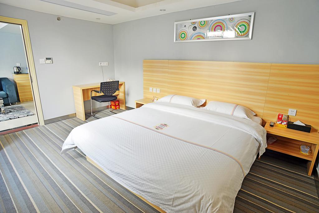 Super 8 Hotel Guangzhou Tainhe Li Jiao 外观 照片