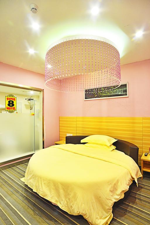 Super 8 Hotel Guangzhou Tainhe Li Jiao 客房 照片